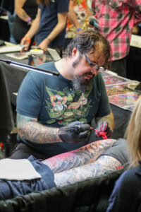 how to select a tattoo artist at the Richmond tattoo and arts convention